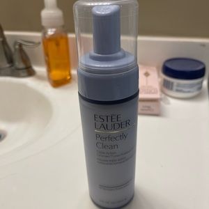 COPY - Estèe Lauder Perfectly Clean Triple Action Foam Cleanser